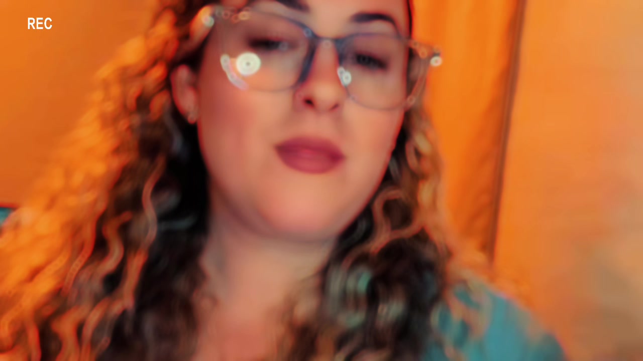 @Queen_Baddie🌈🌈😈😈