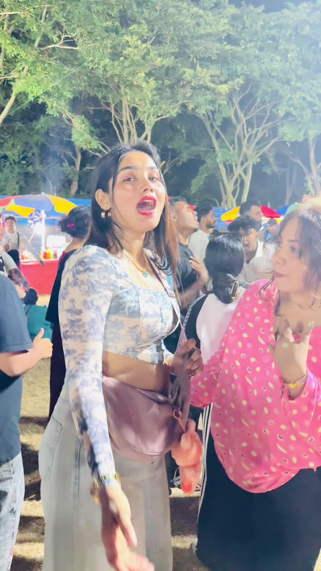@Chathu Herath 🦋
