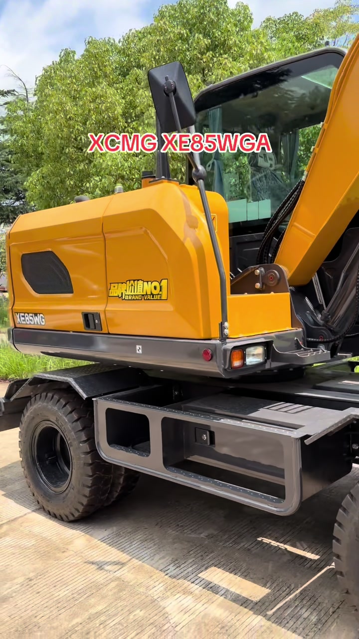 @Lynn-Excavator