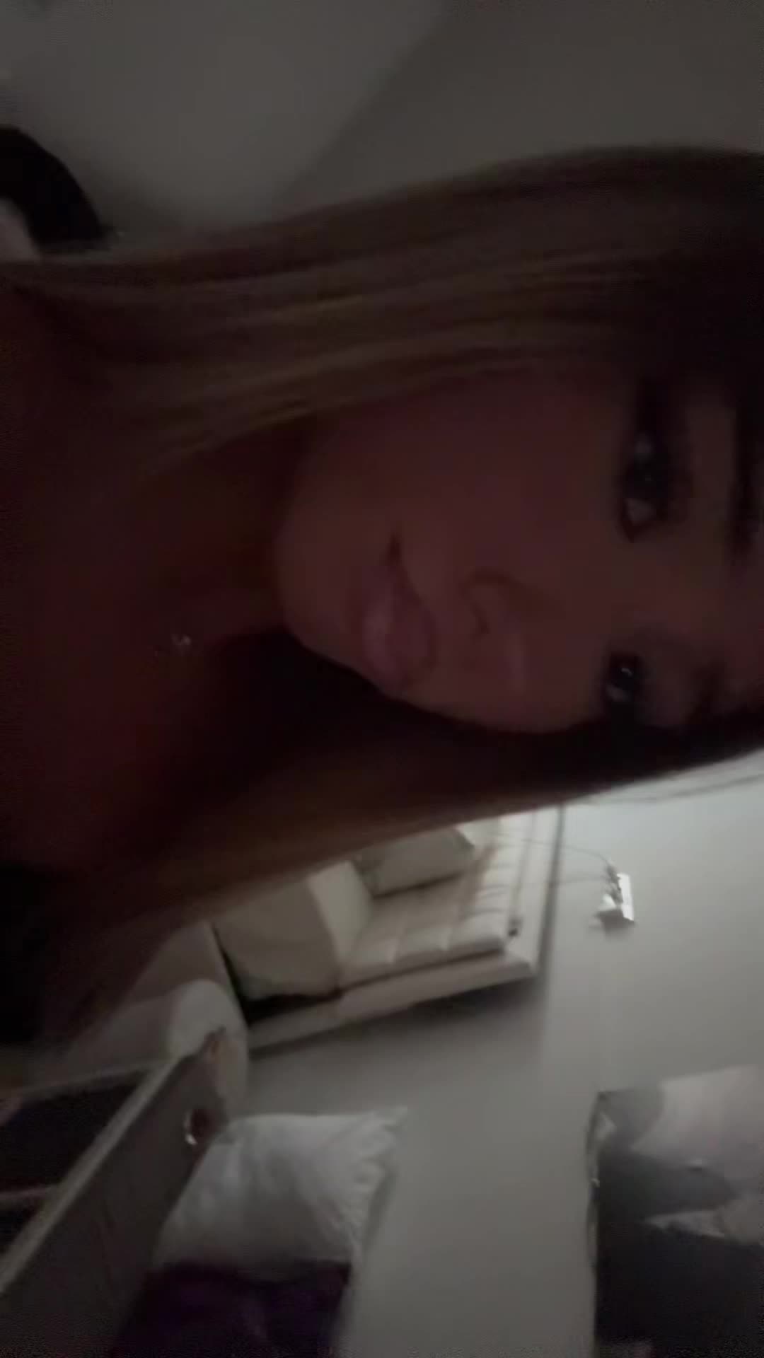 @😹