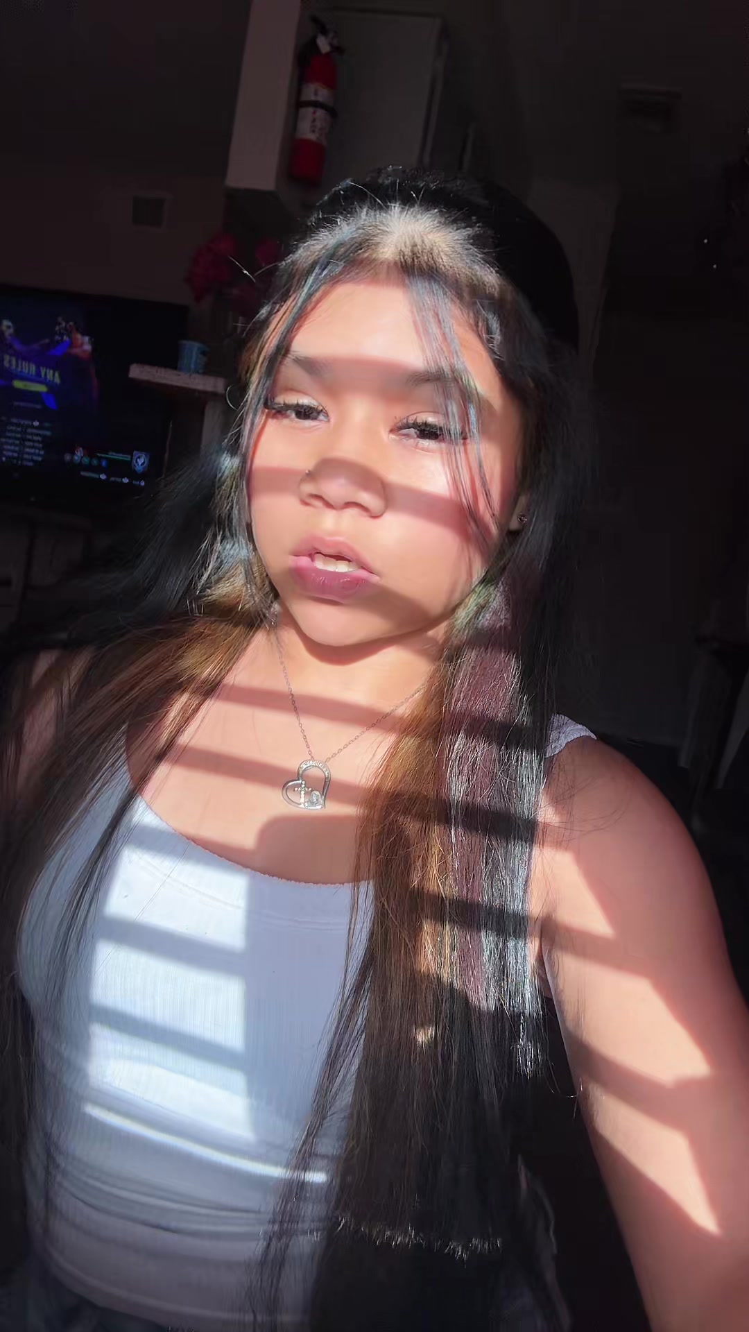@..