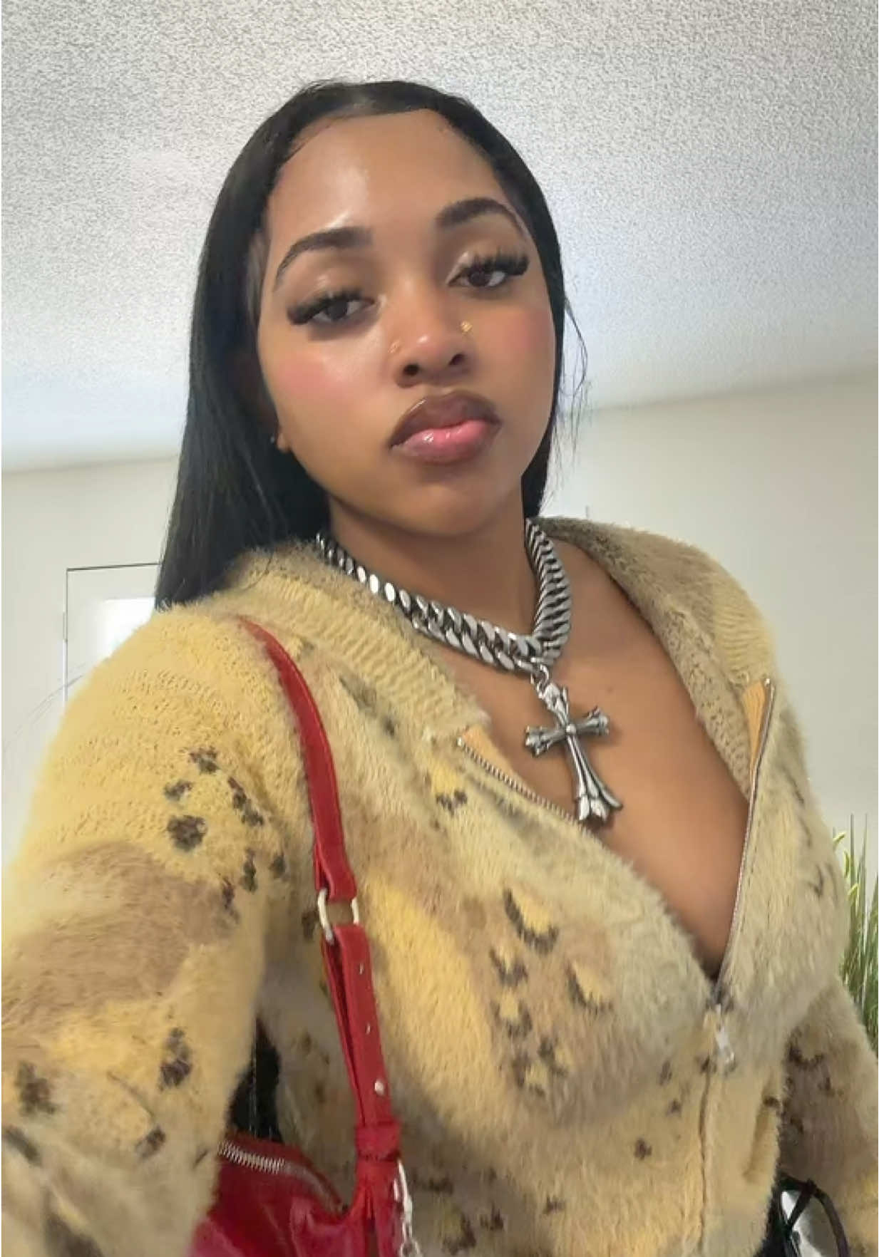 @missfineass