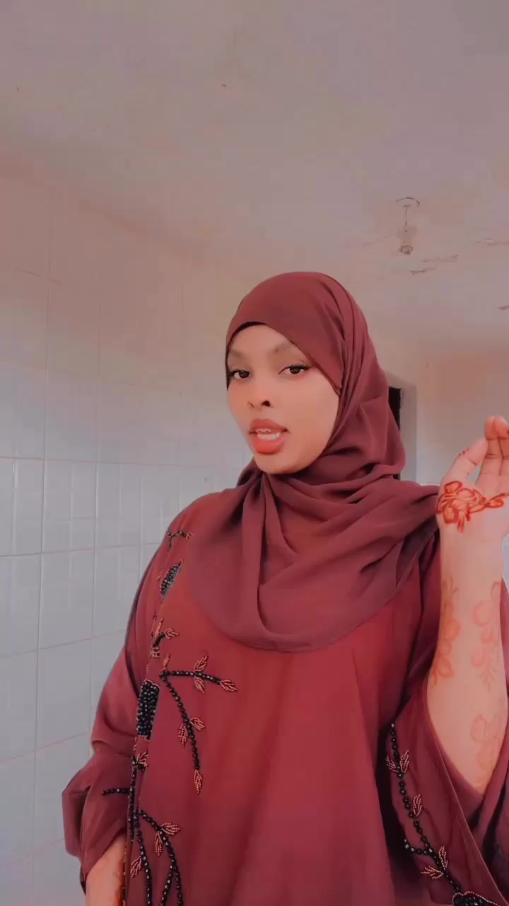 @Fadumo Riyaad