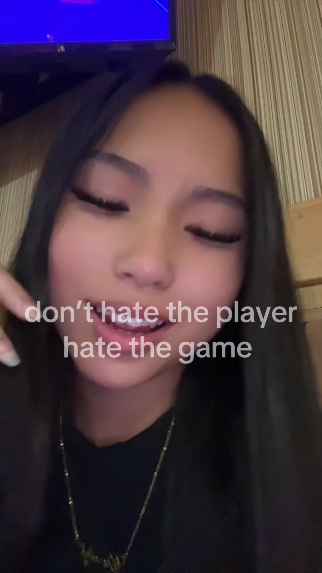 @️