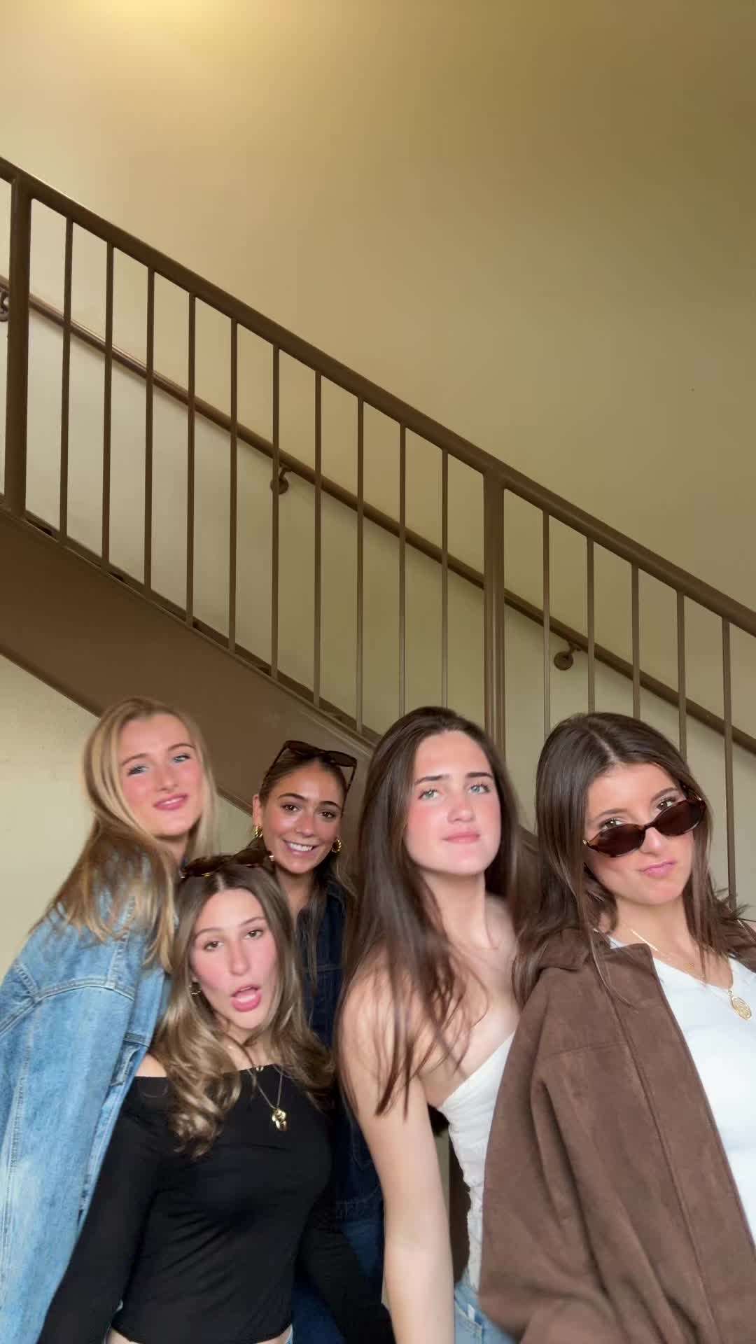 @elle