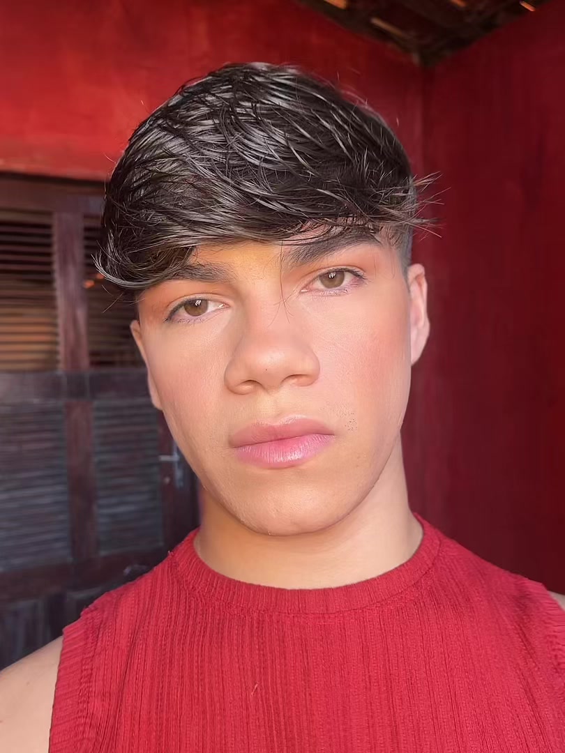 @luisillv4 ᥫ᭡