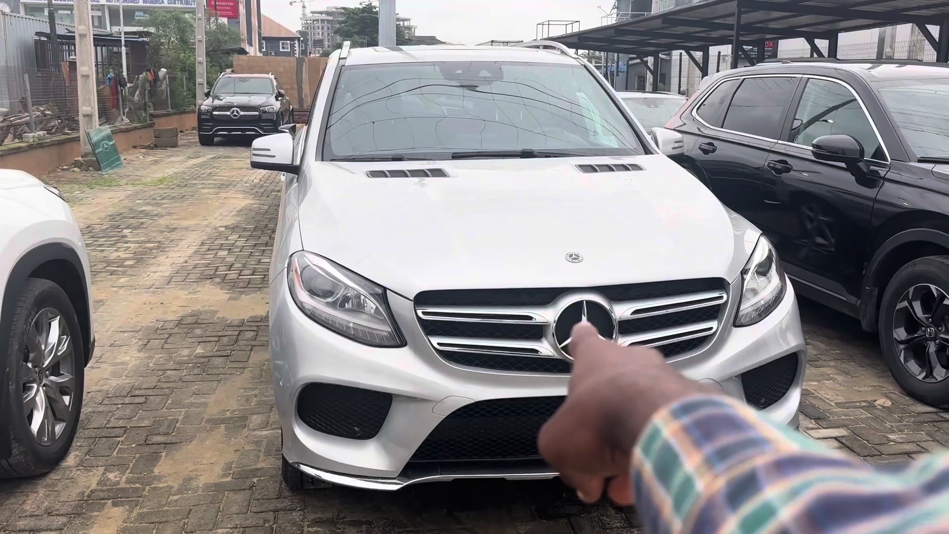 @WINFIELD AUTOS LTD