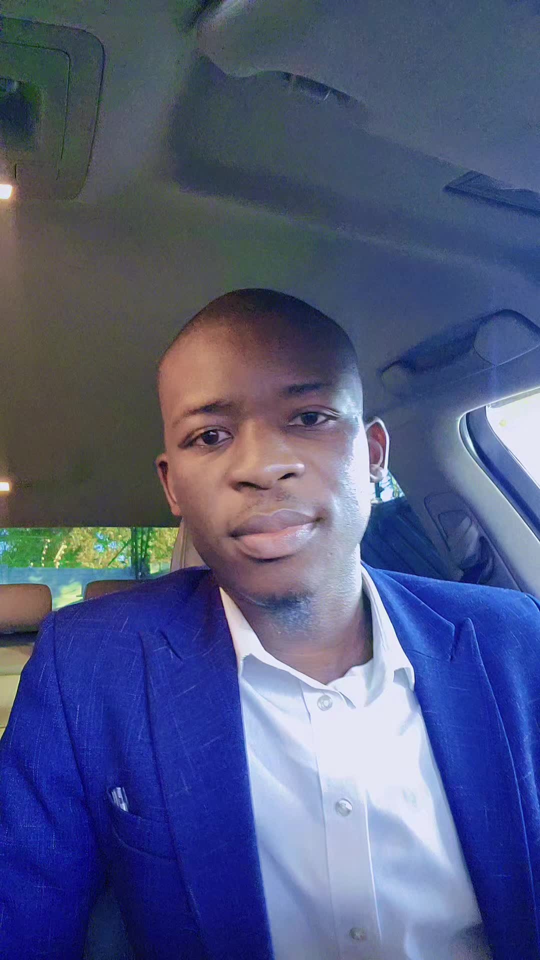 @Omphile