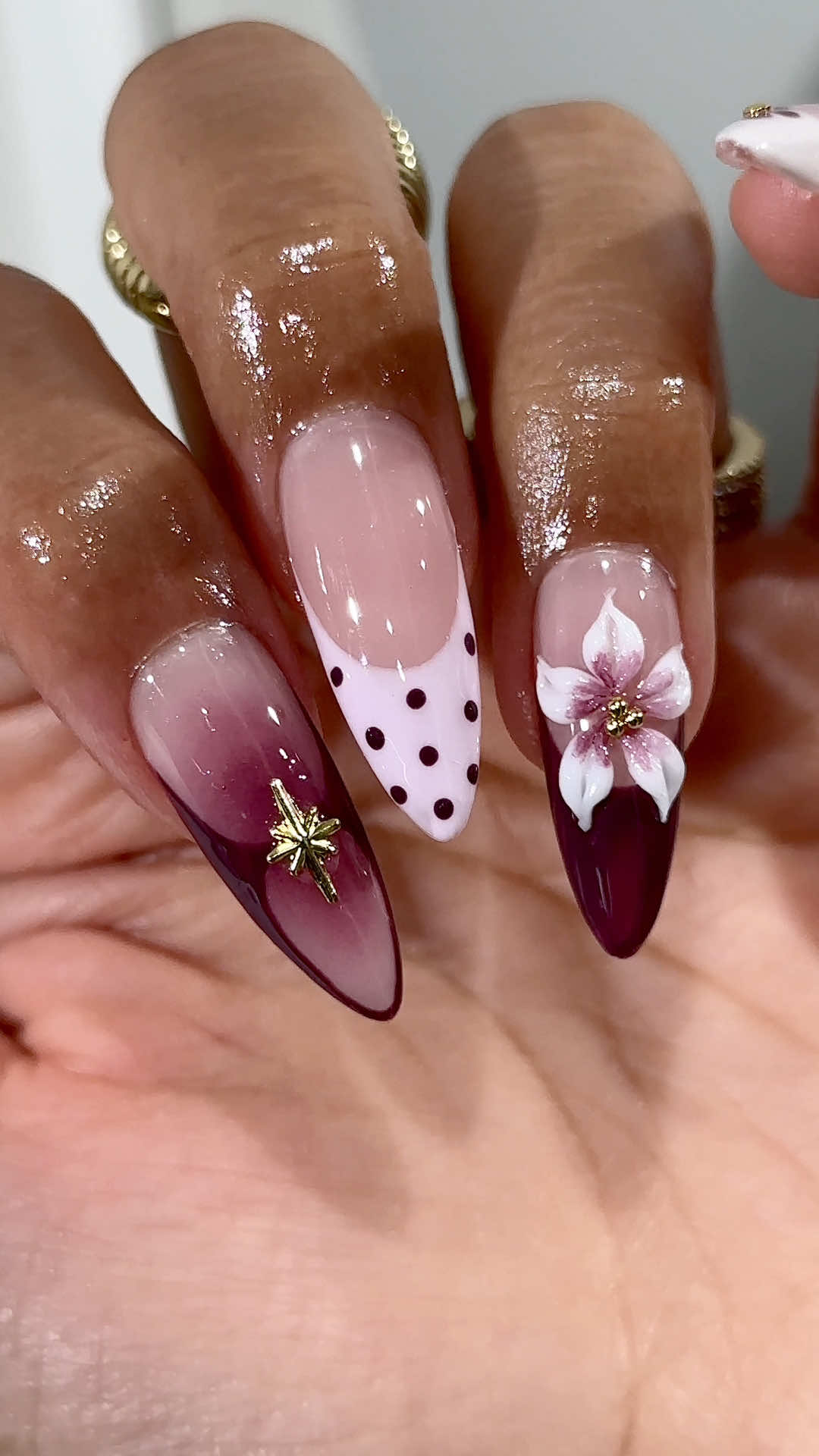 @bynicolemv