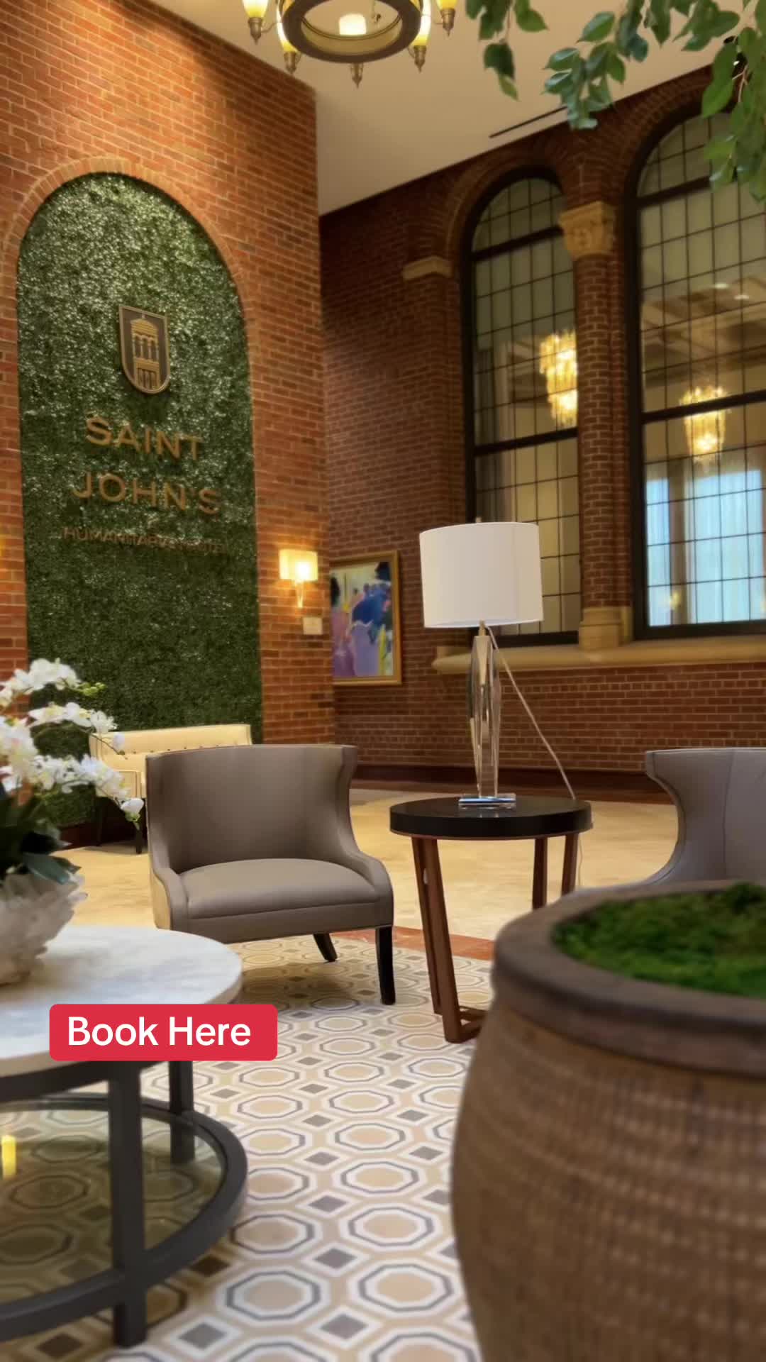 @SouNeek Hotel Travel