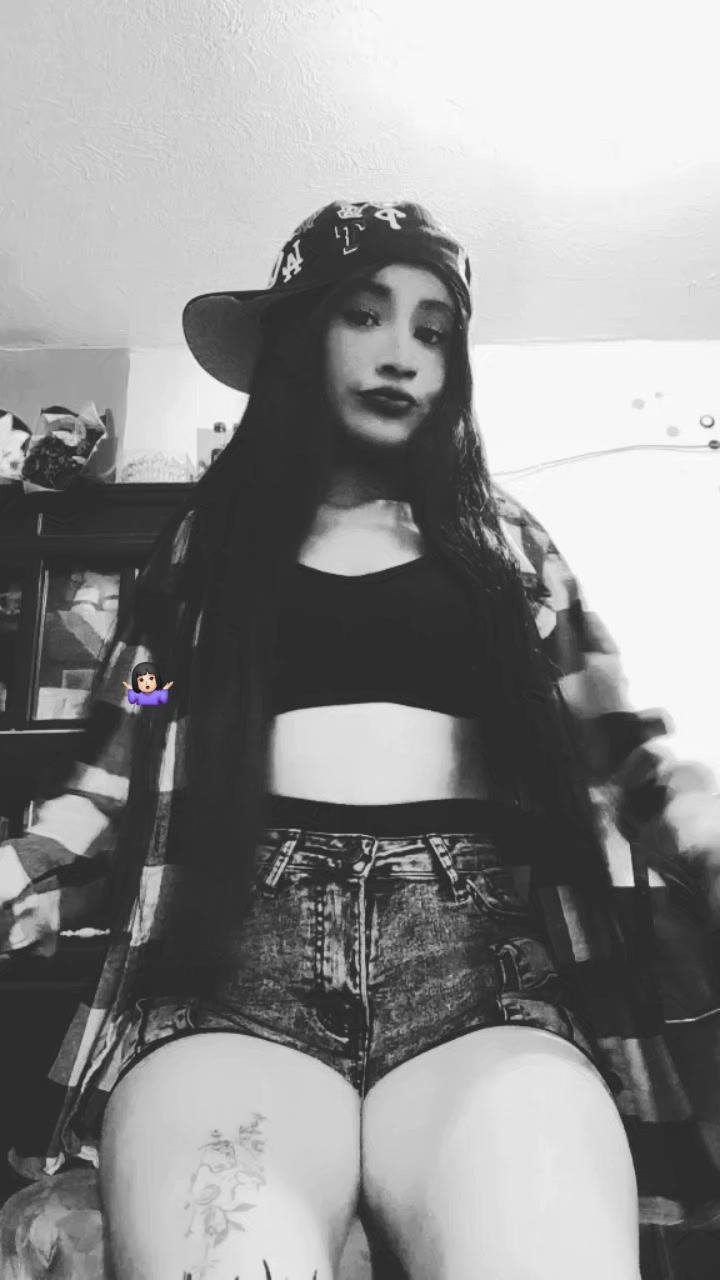 @la morenita🫦