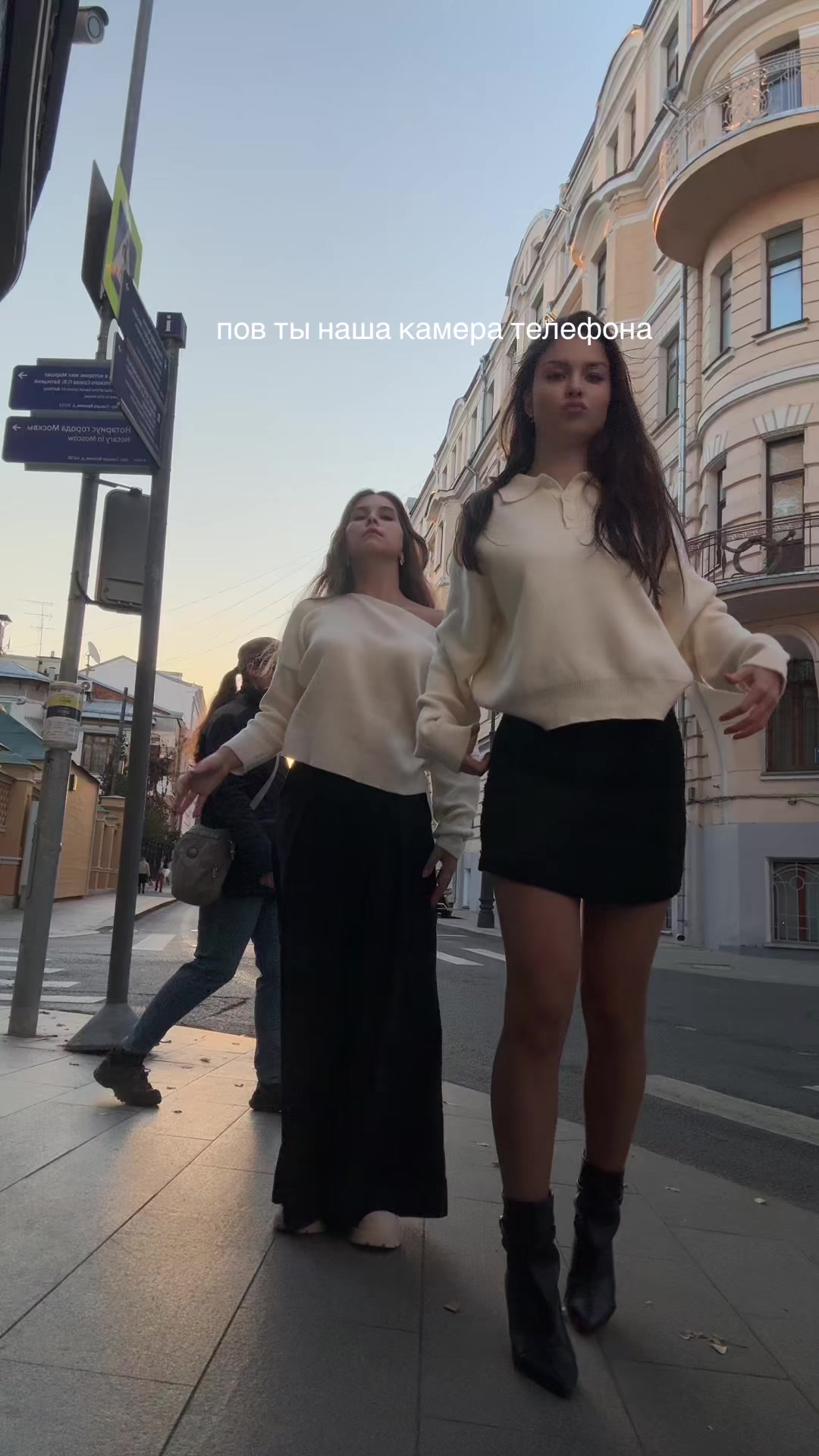 @<3