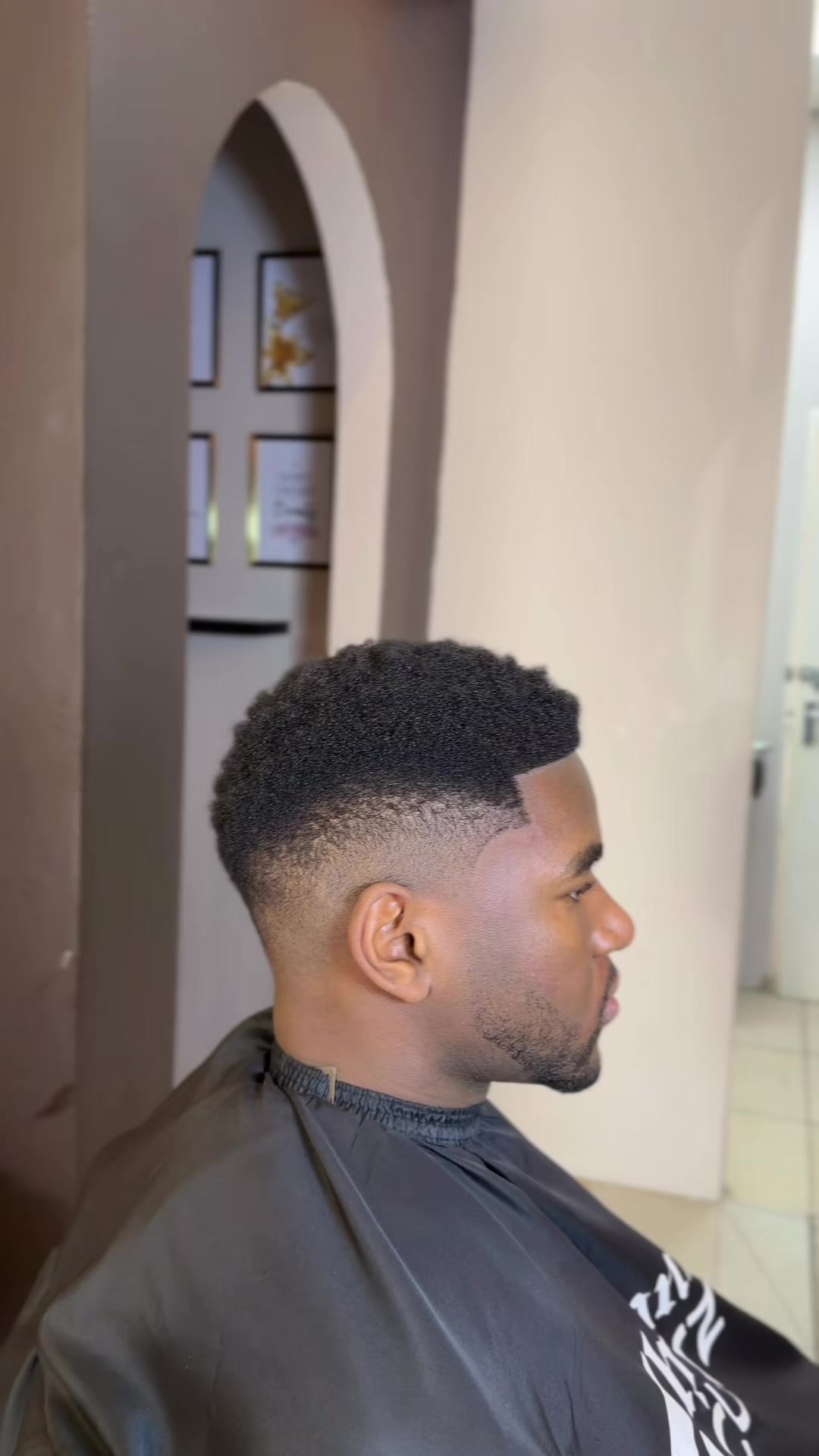 @THRONE CUTZ®