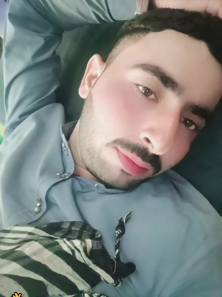 @★彡[ᴍᴜᴋᴇᴇᴍ Baloch]彡★
