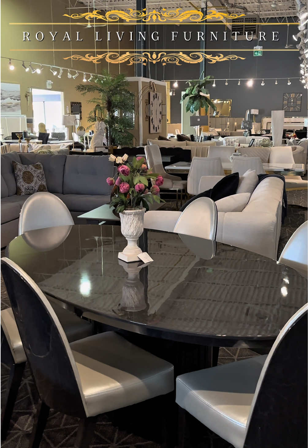 @Royal living furniture