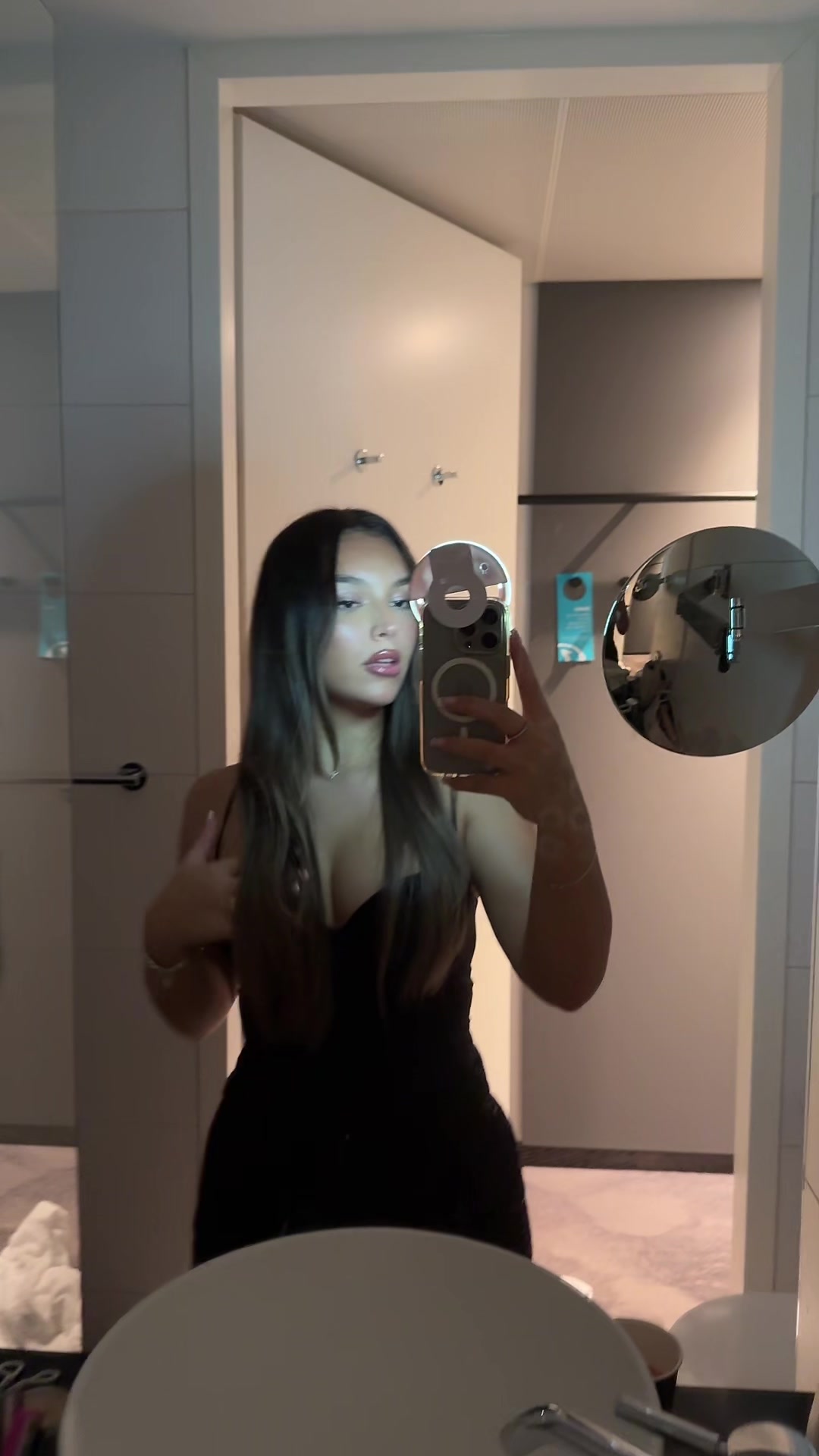 @๐จ๐๐๐๐๐๐๐บ