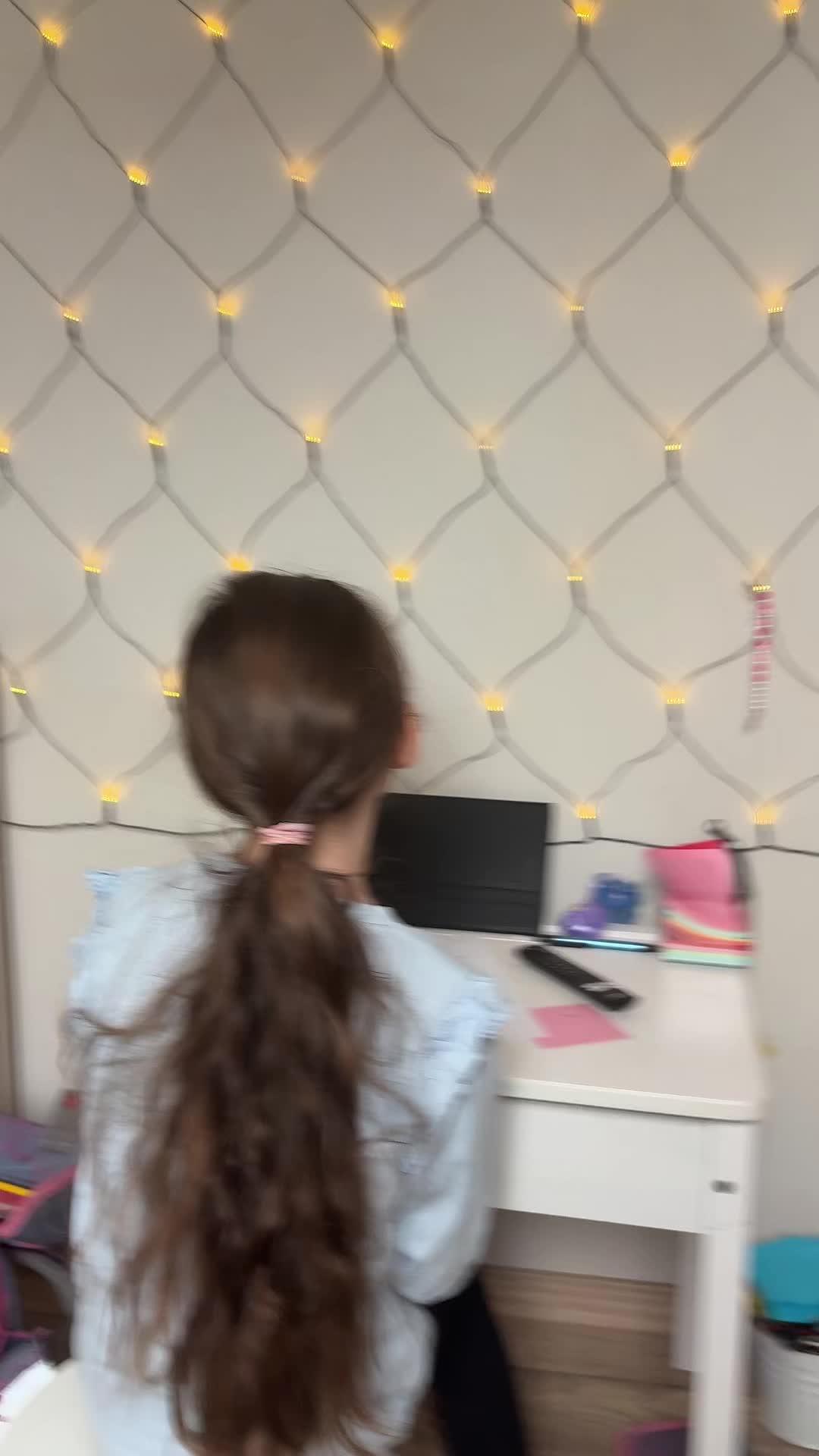 @Emmi