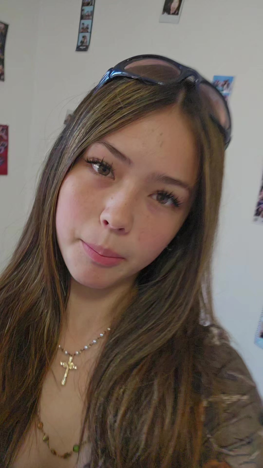 @bella