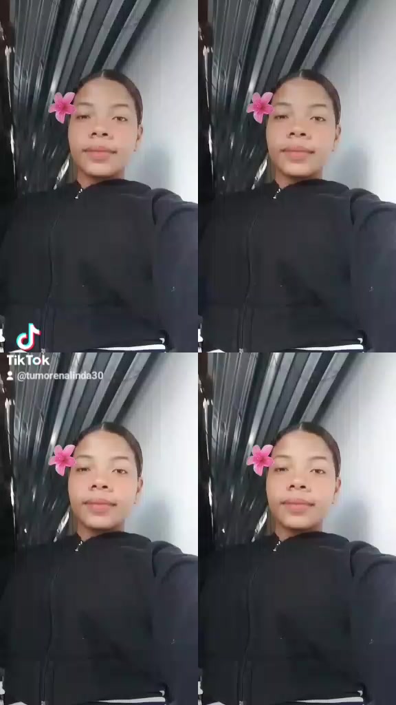 @Andreina González