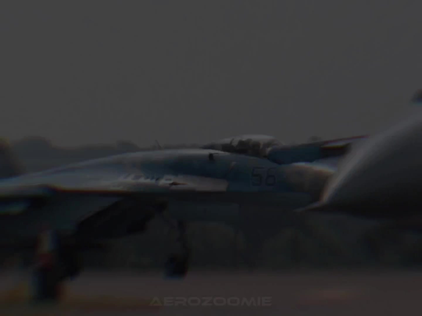 @A E R O Z O O M I E