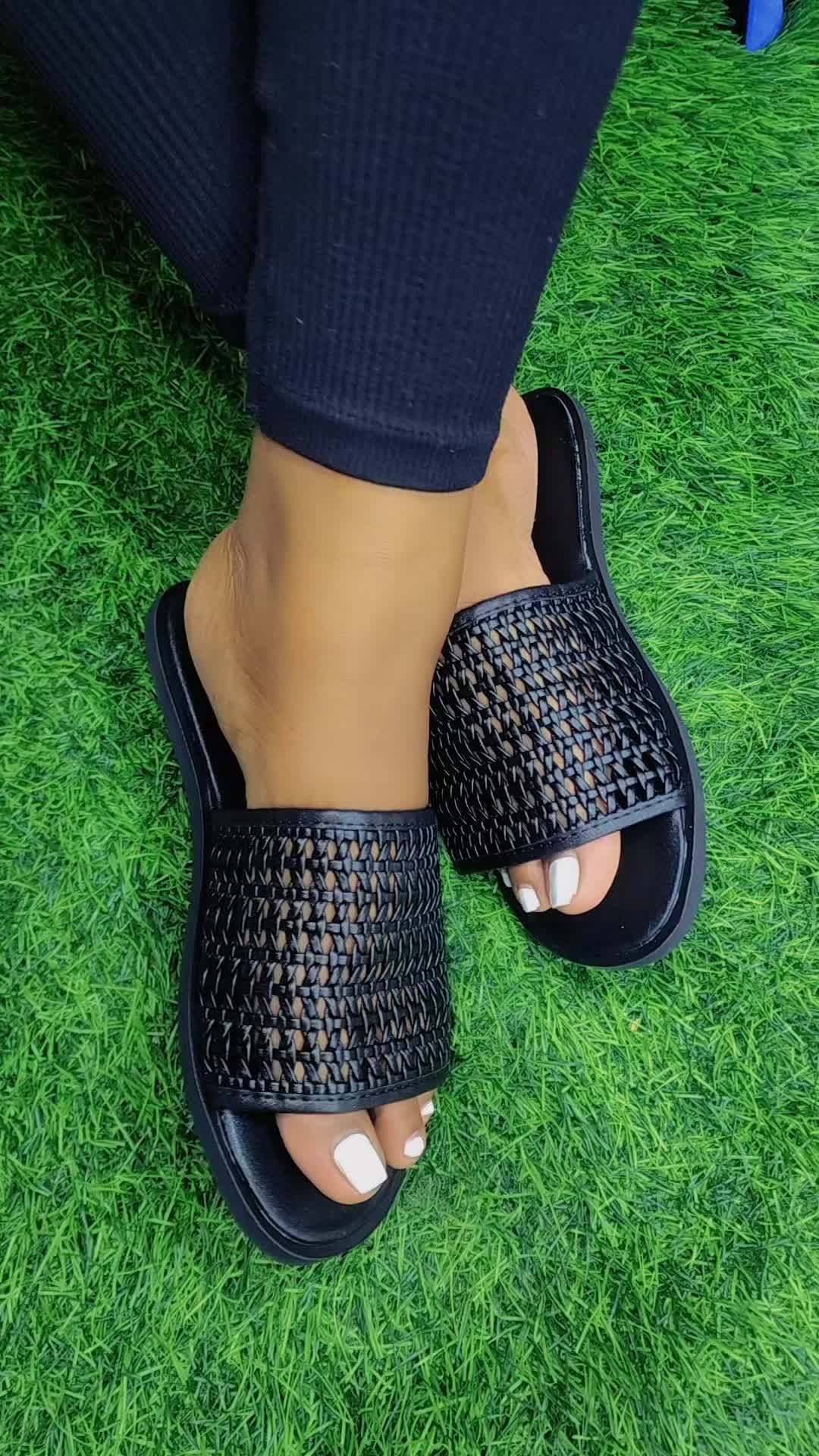 @Jara Shoe Store