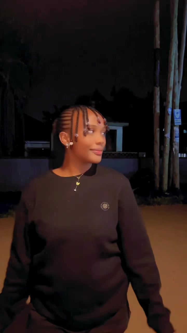 @Lit queen 35🦋🧚♀️✨💫