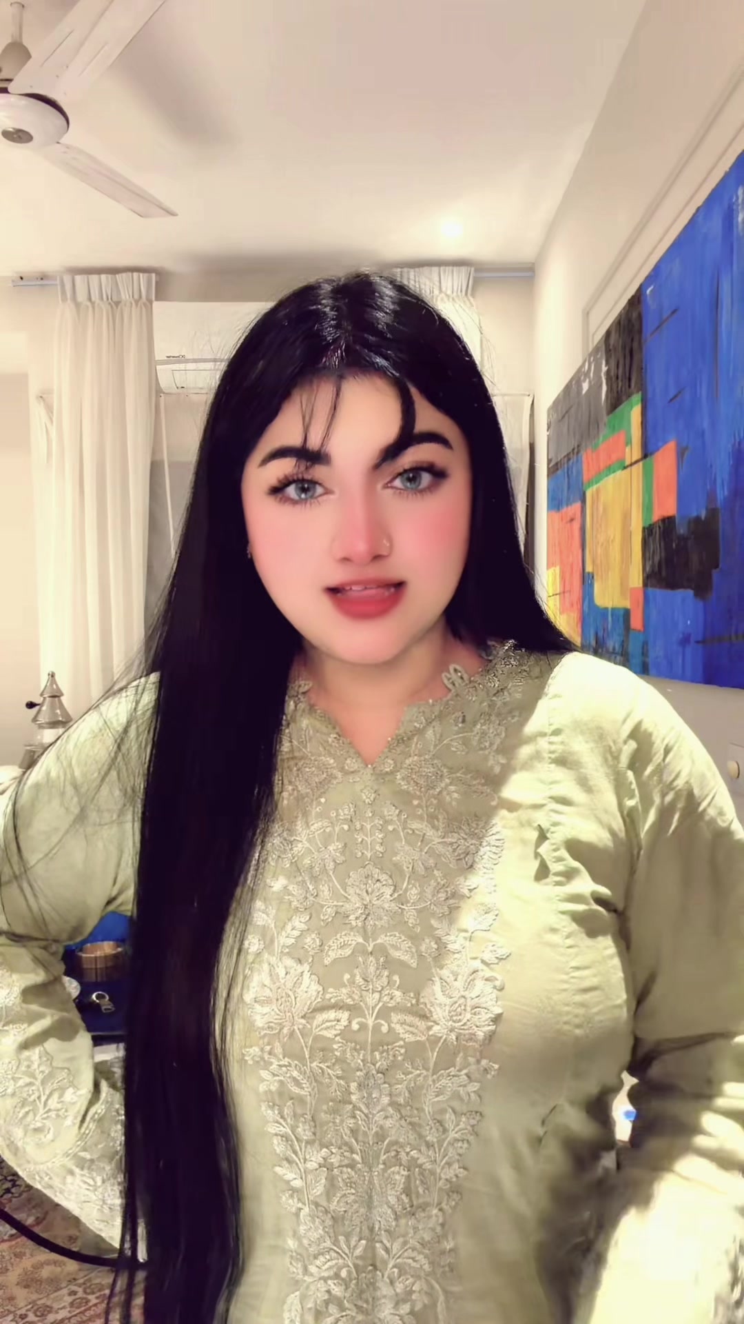 @Arooba