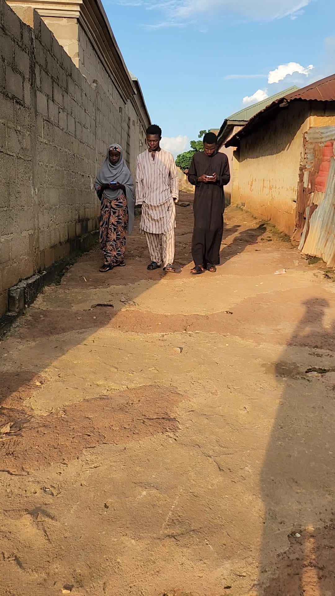 @mai kwaila ne saikadaure