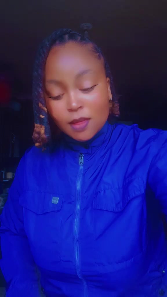 @Queen Zeeh Mamkhuma