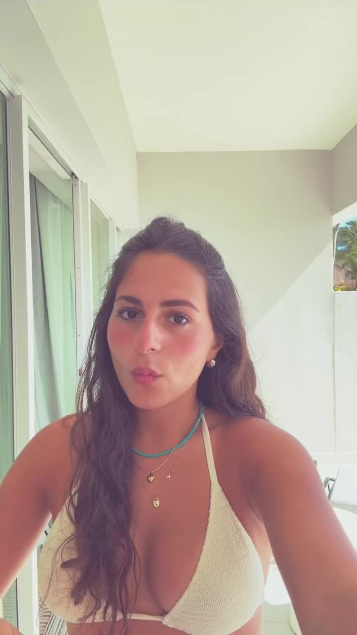 @ella?