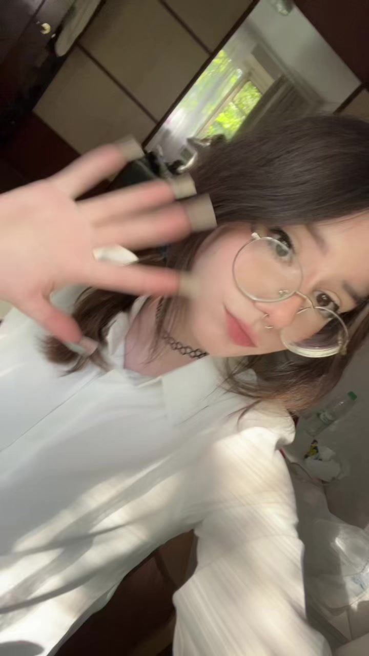 @kriswty