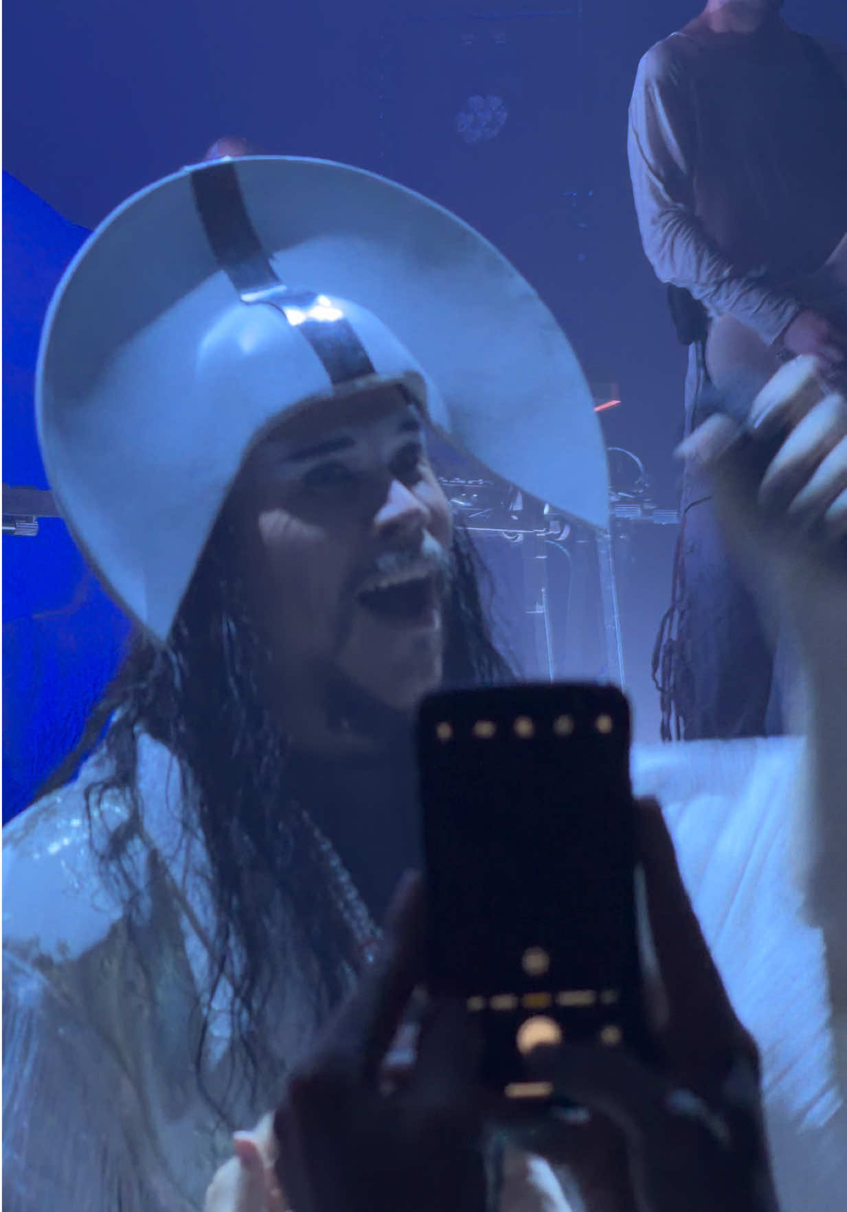 @Simon Live