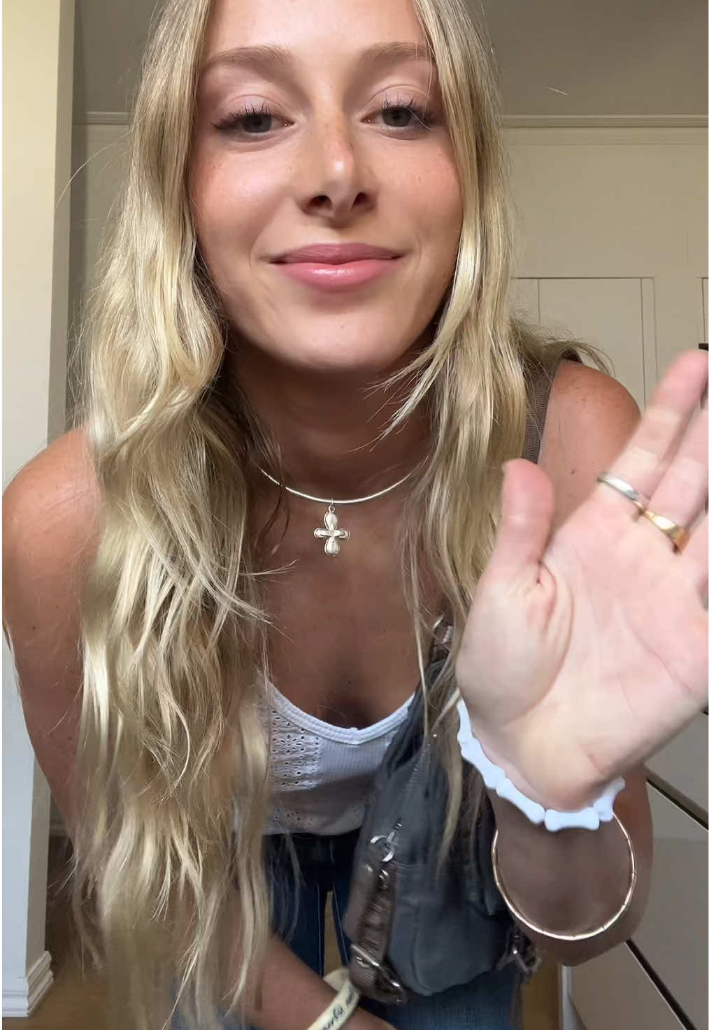 @lotustiare