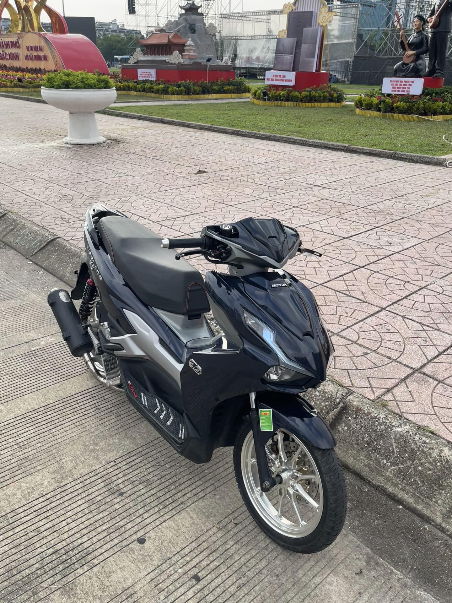@Lưu Hồng