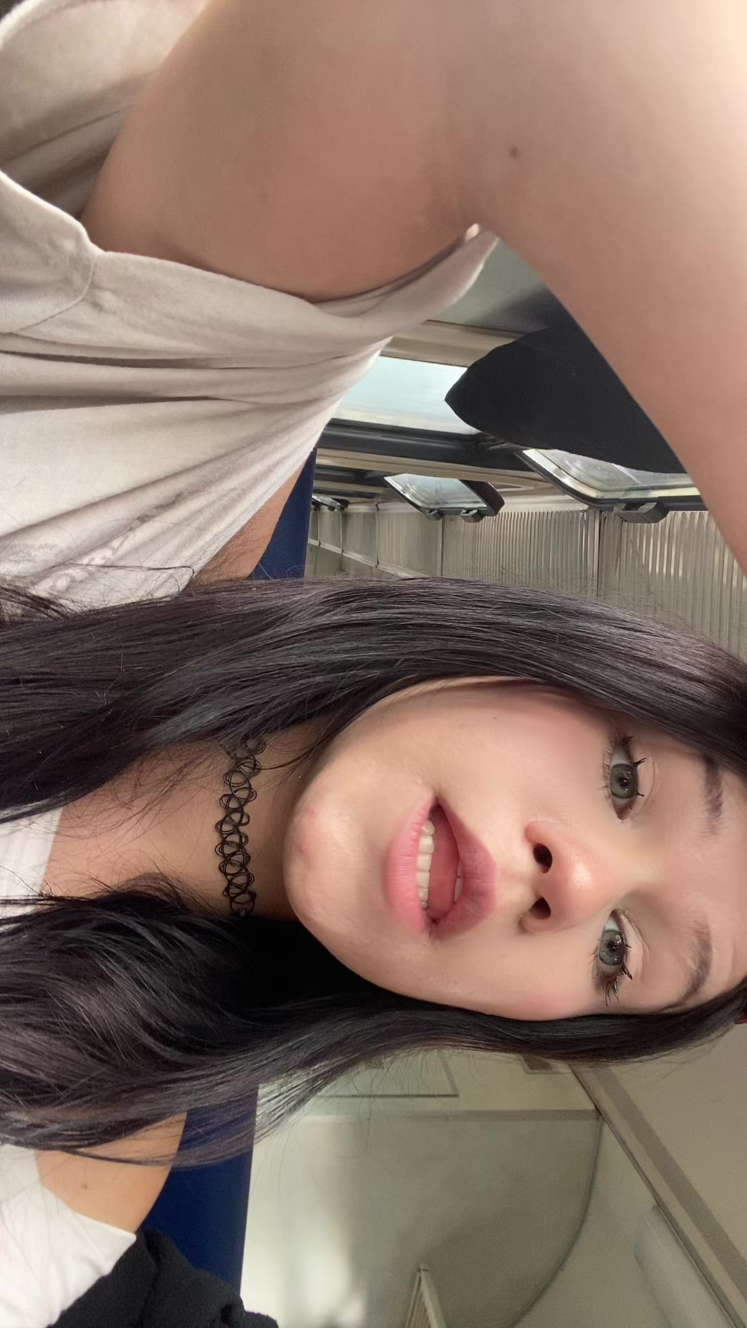@v1kssa