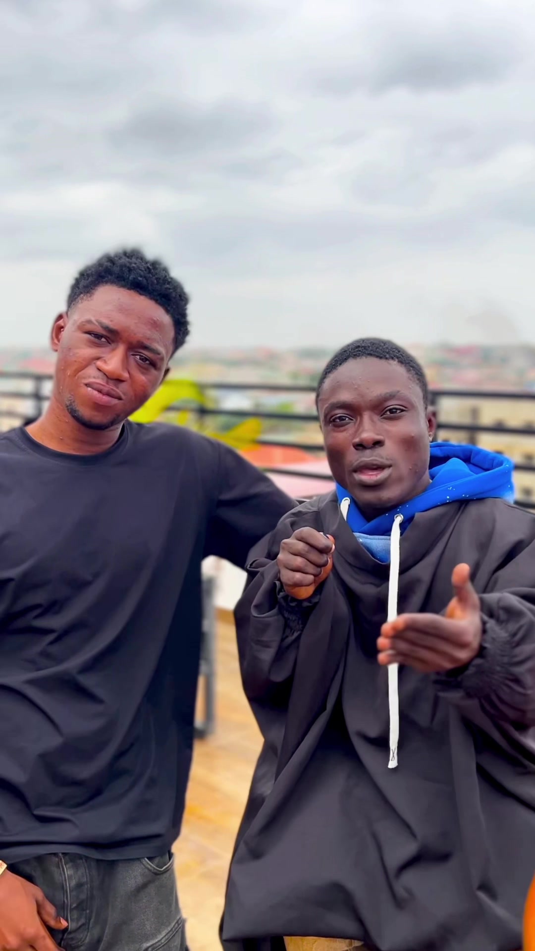 @BLOGGER BOOM🇬🇭