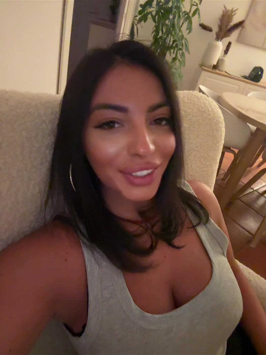 @RebeccaDagostino