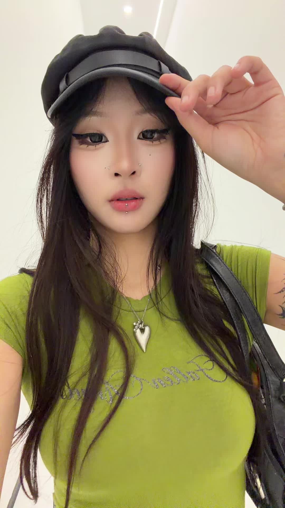@JENNIE Chill Tist🍃