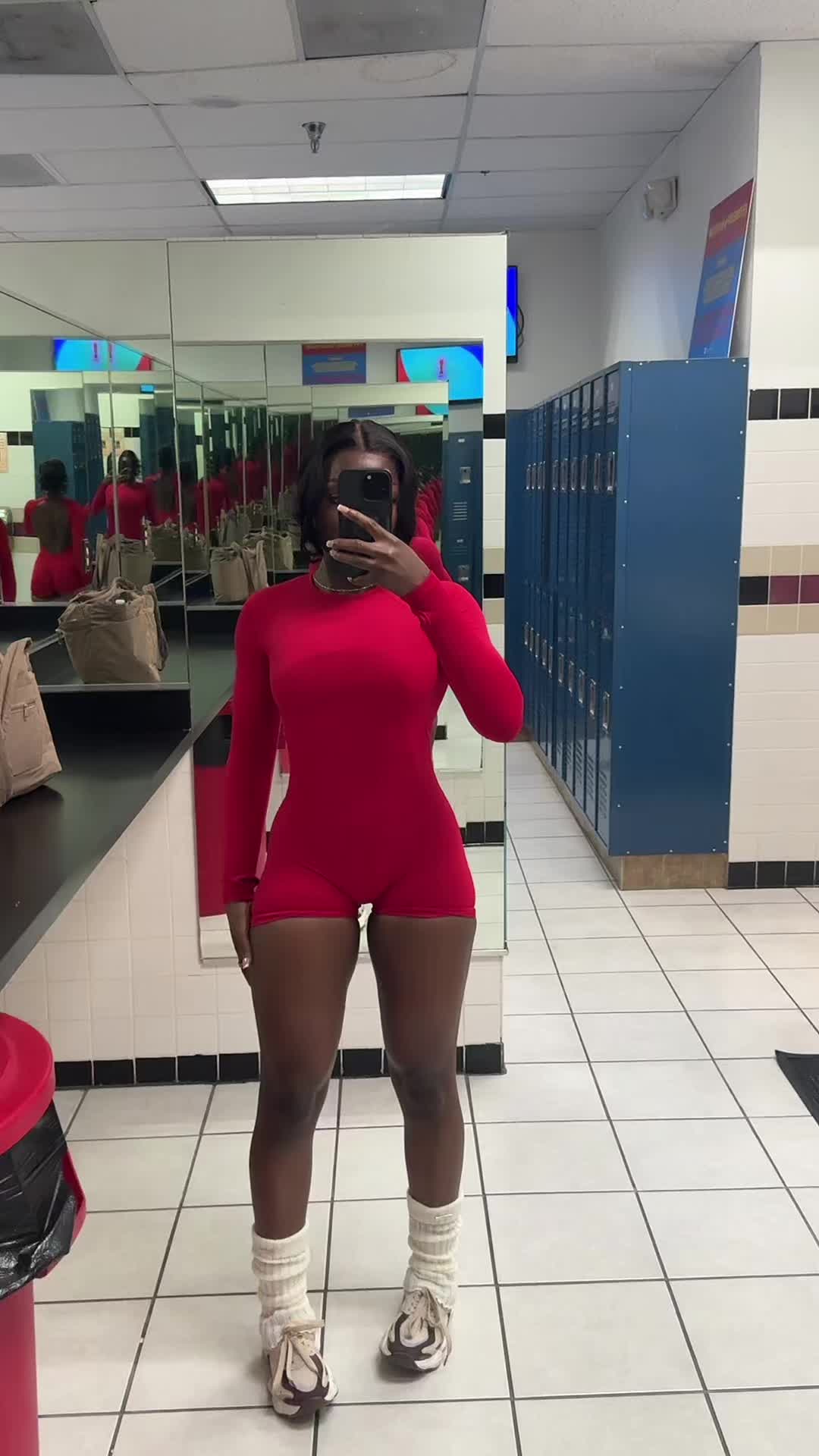 @Essy🪷