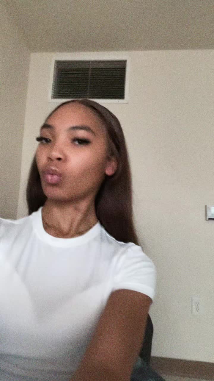 @queen sh!t😘