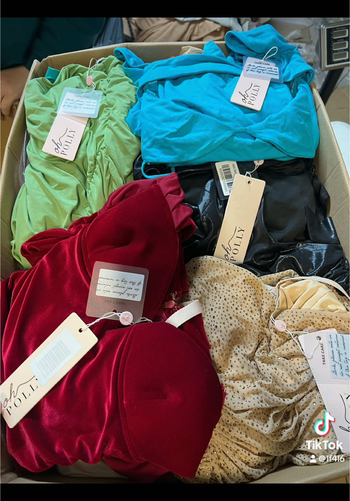 @Luxe Fashion 4 Less