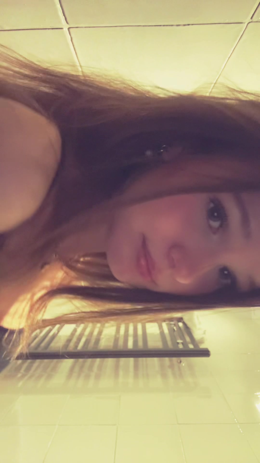 @lauuu_vb