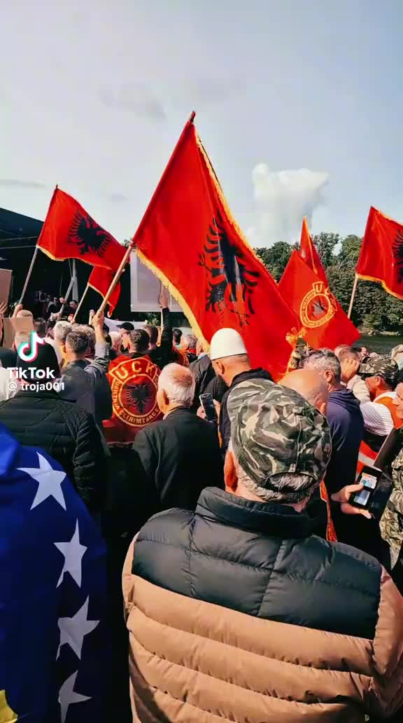 @Arbnore🇦🇱kunder tradhtarve!