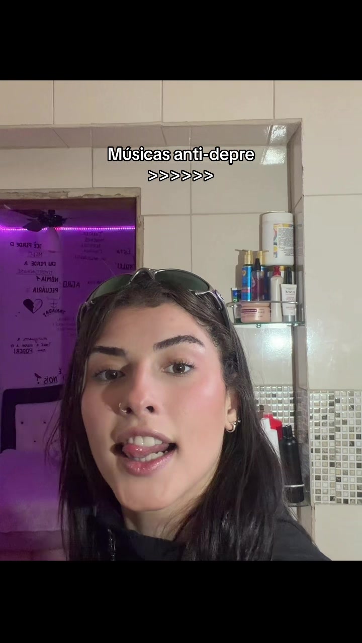 @Eu_Mell🐝🍯