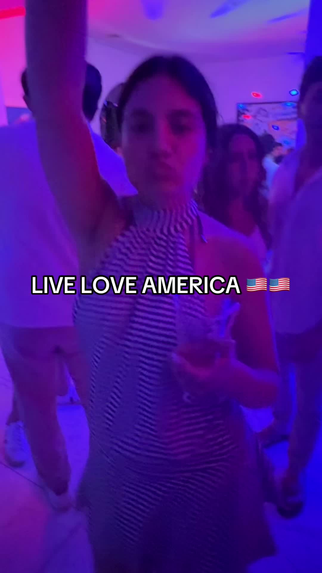 @Julia 💫