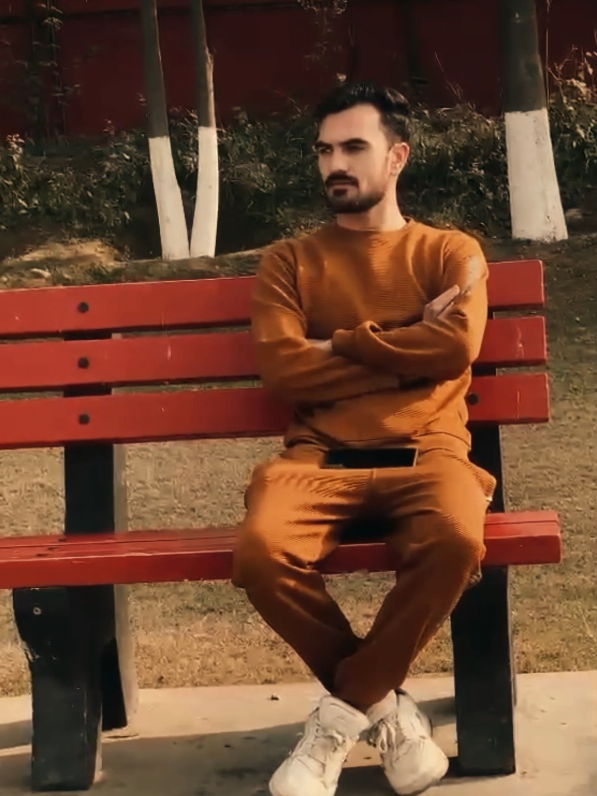 @H A S S A N