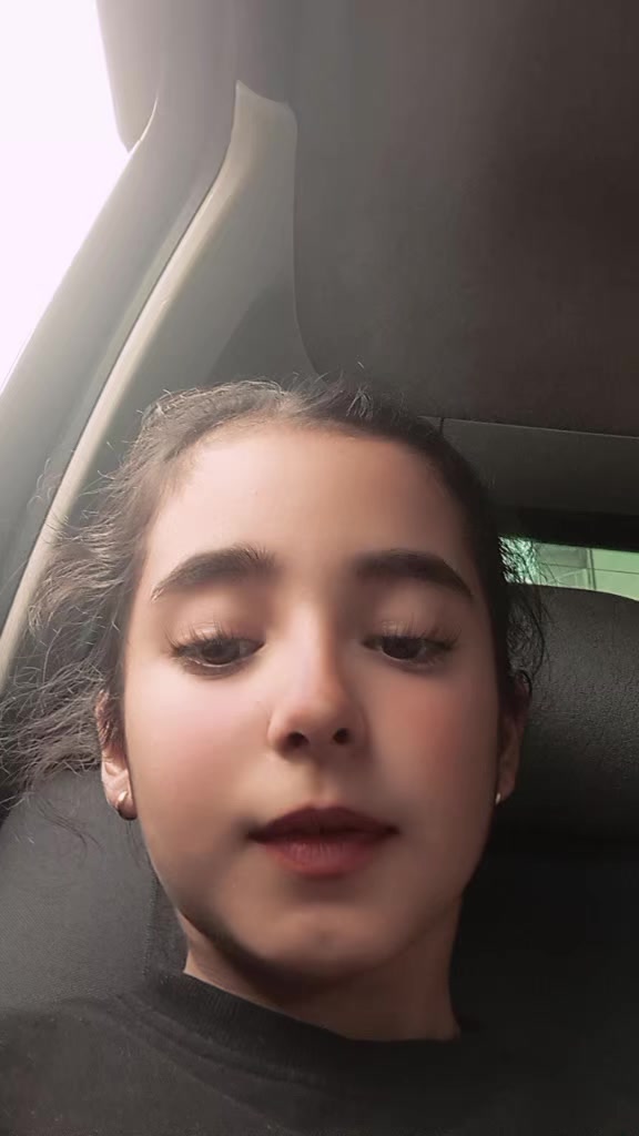 @nisaazra
