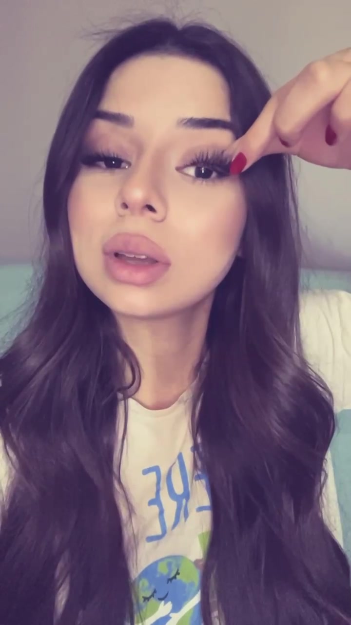 @Zeynebimmmlashes