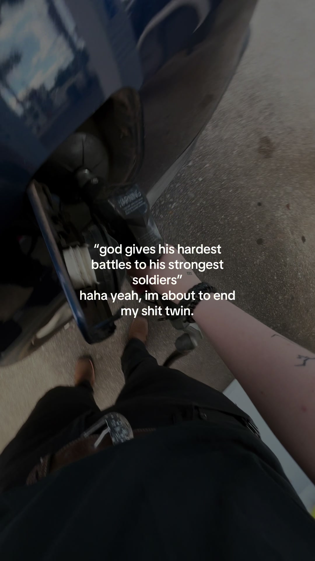 @️