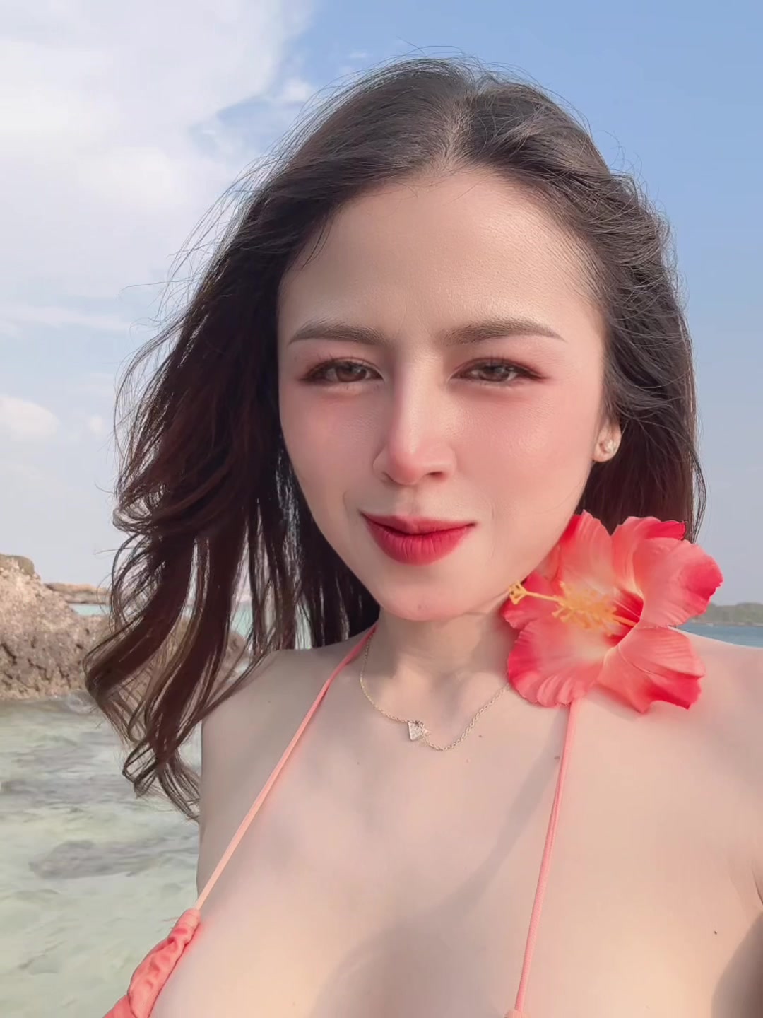 @Ne Oon (ช่องจริง)
